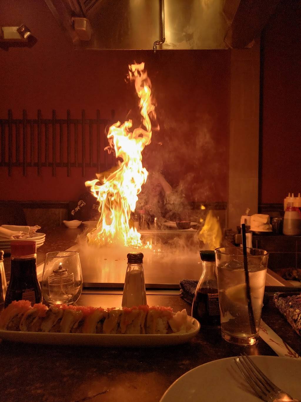 Hibachi Japanese Steakhouse | restaurant | 6901 # (Plaza behind Wendys), 131 Rockside Rd, Independence, OH 44131, USA | 2165200433 OR +1 216-520-0433