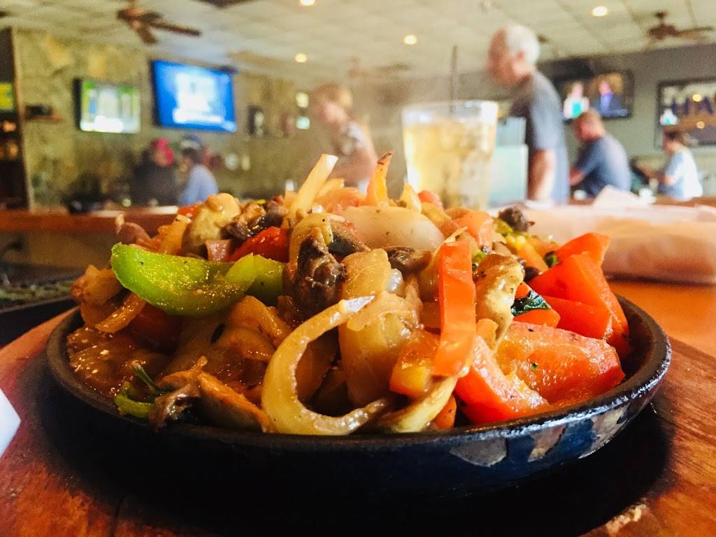 Micky Quinns Pub | restaurant | 13071 Park Blvd N, Seminole, FL 33776, USA | 7273939510 OR +1 727-393-9510