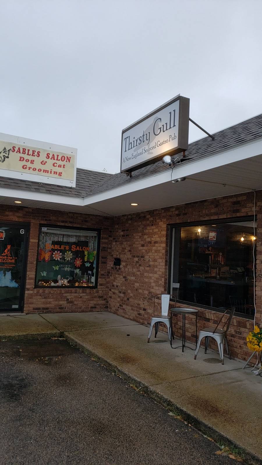 Thirsty Gull | restaurant | 9 East Ave Unit F, Westerly, RI 02891, USA | 4015961936 OR +1 401-596-1936