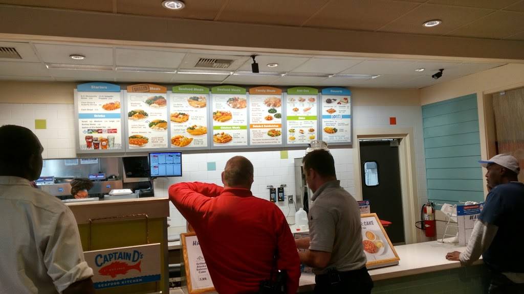 Captain Ds | restaurant | 2 Recreation Dr, Oxford, AL 36203, USA | 2568352455 OR +1 256-835-2455