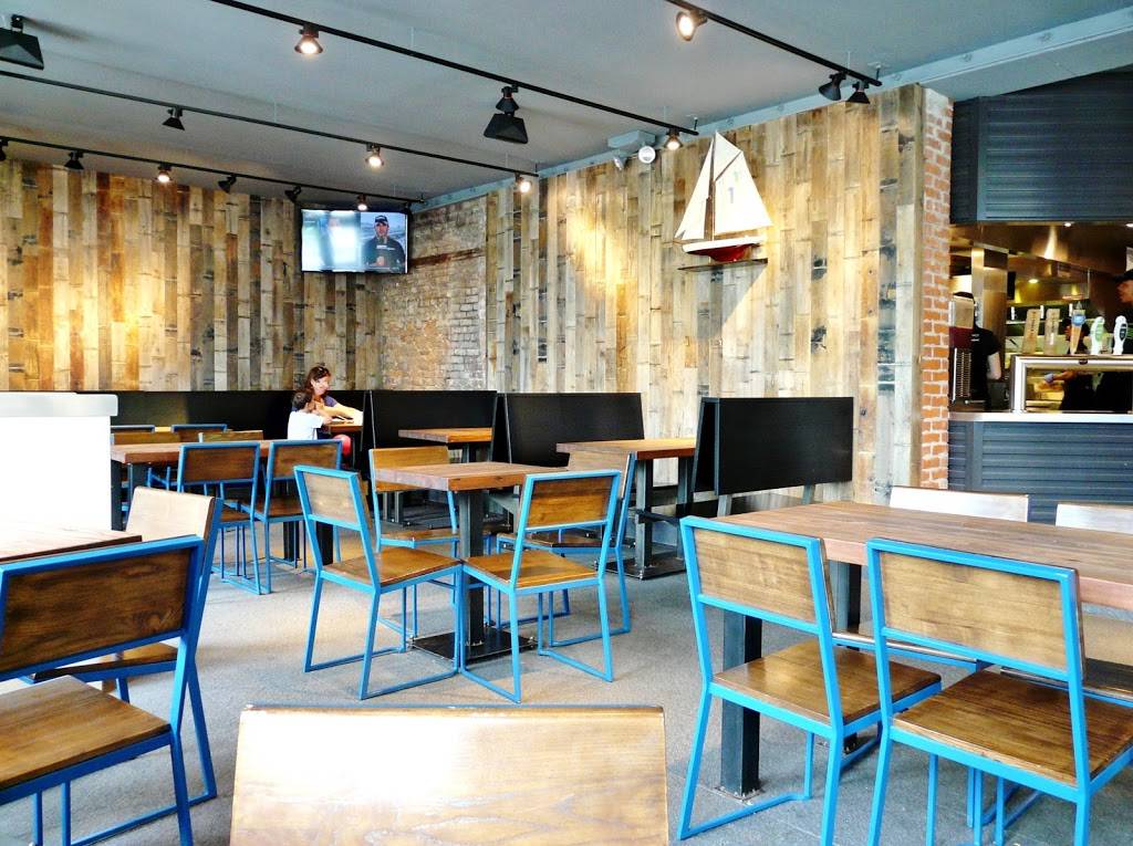 Shake Shack | meal takeaway | 1 Old Fulton St, Brooklyn, NY 11201, USA | 3474352676 OR +1 347-435-2676