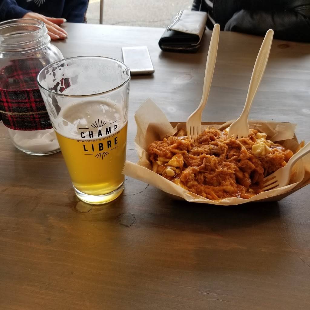 Brasserie distillerie Champ Libre | restaurant | 260 Boulevard Saint-Jean-Baptiste, Mercier, QC J6R 2B8, Canada | 4505073533 OR +1 450-507-3533