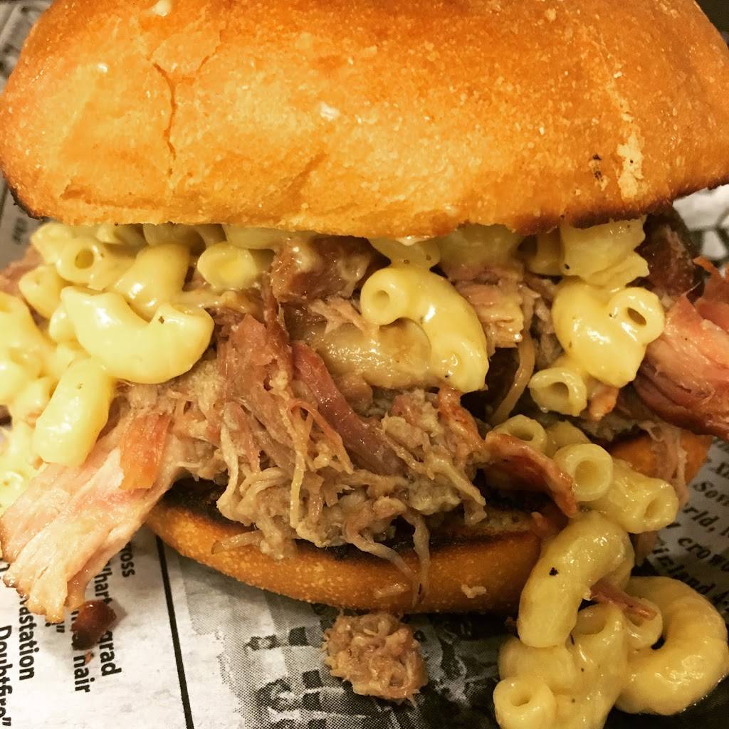 FUSE BBQ | restaurant | 2500 Tamiami Trail N #113, Naples, FL 34103, USA | 2395295173 OR +1 239-529-5173