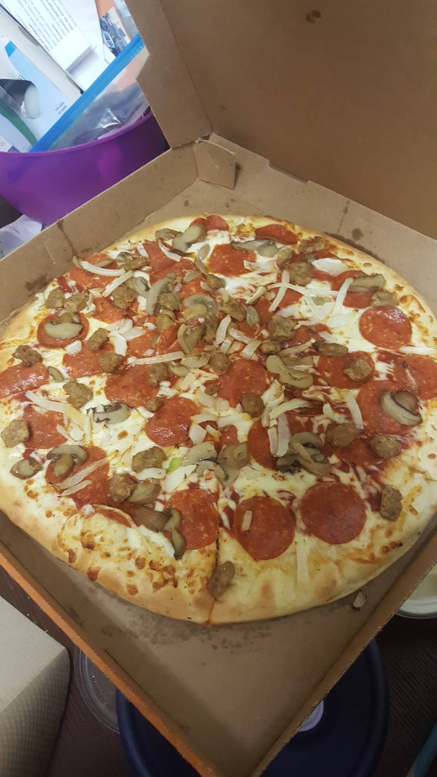 Little Caesars Pizza | meal takeaway | 91 S Kennedy Dr Unit B, Carpentersville, IL 60110, USA | 8474284703 OR +1 847-428-4703