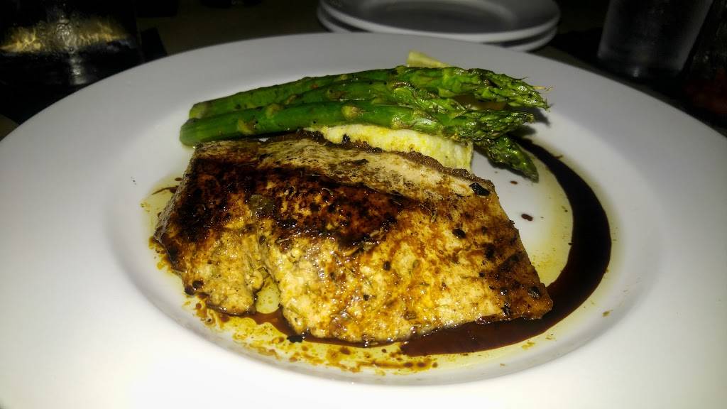 301 Bistro, Bar & Beer Garden | restaurant | 301 Greensboro Ave, Tuscaloosa, AL 35401, USA | 2057641395 OR +1 205-764-1395