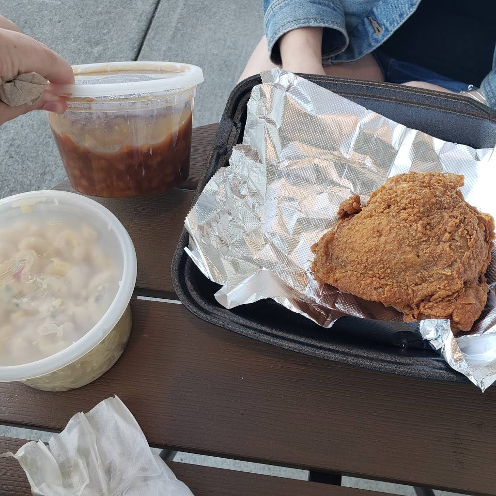 Brothers Fried Chicken and Waffles | restaurant | 701 S Main St, Medina, NY 14103, USA | 5853185002 OR +1 585-318-5002