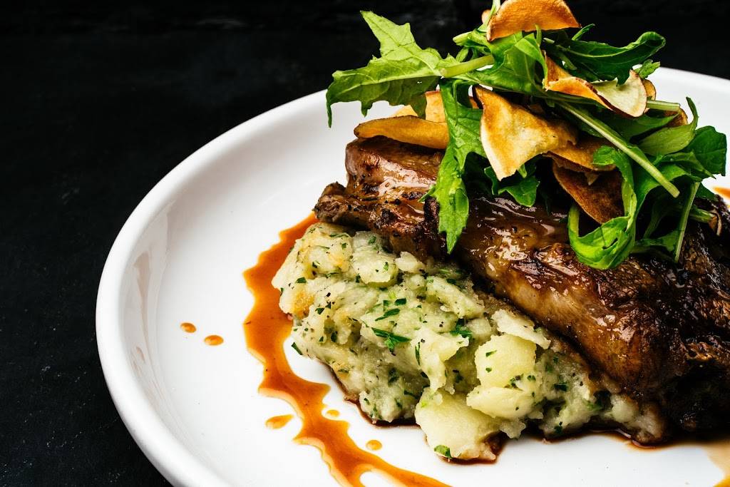 Azuki Sushi | restaurant | 2321 Fifth Ave, San Diego, CA 92101, USA | 6192384760 OR +1 619-238-4760