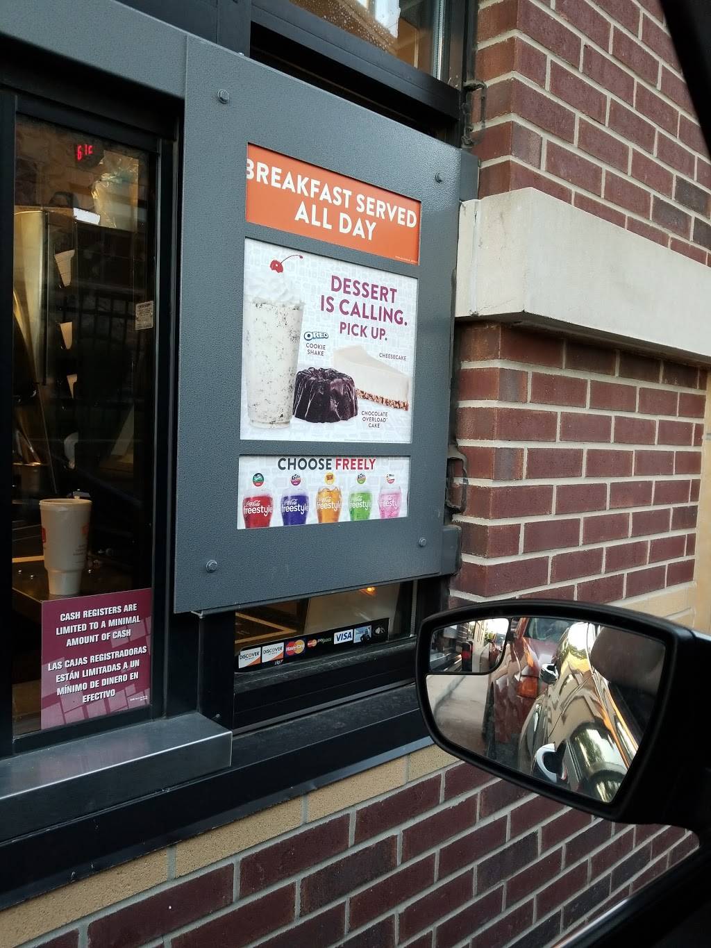 Jack in the Box | restaurant | 10630 Parallel Pkwy, Kansas City, KS 66109, USA | 9132875512 OR +1 913-287-5512