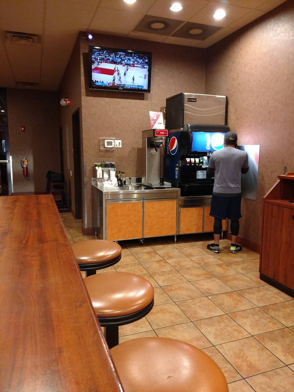 Penn Station East Coast Subs | meal takeaway | 4203 W Wendover Ave, Greensboro, NC 27407, USA | 3366765176 OR +1 336-676-5176