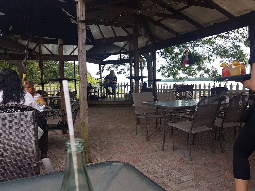 Boblo Island Beach House Restaurant | restaurant | Amherstburg, ON N9V 4B2, Canada | 5199973099 OR +1 519-997-3099