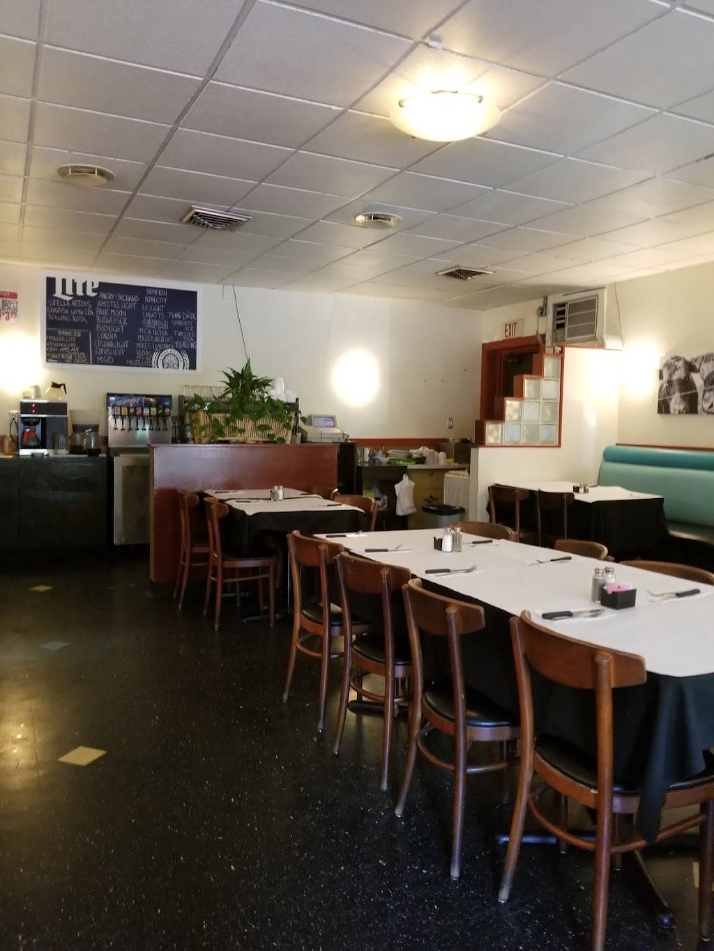 Big Jims Roadhouse | restaurant | 10 Cecil-Henderson Rd, Hendersonville, PA 15339, USA | 7247454774 OR +1 724-745-4774