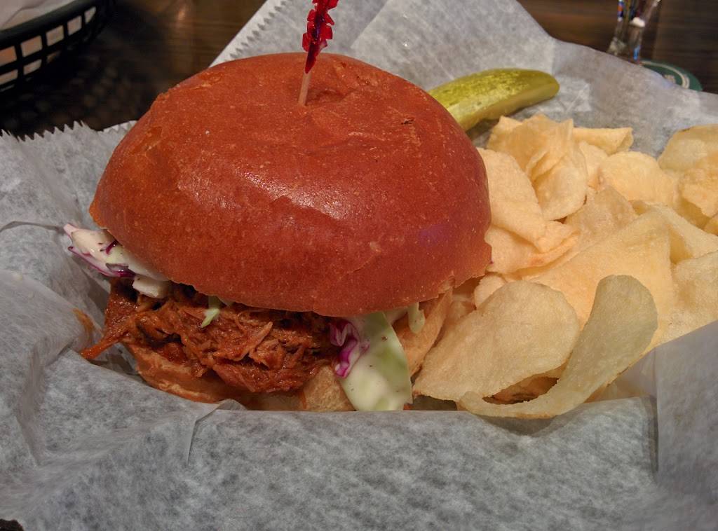 Beer Mongers | restaurant | 9584, 3000 S Queen St, Dallastown, PA 17313, USA | 7175014251 OR +1 717-501-4251