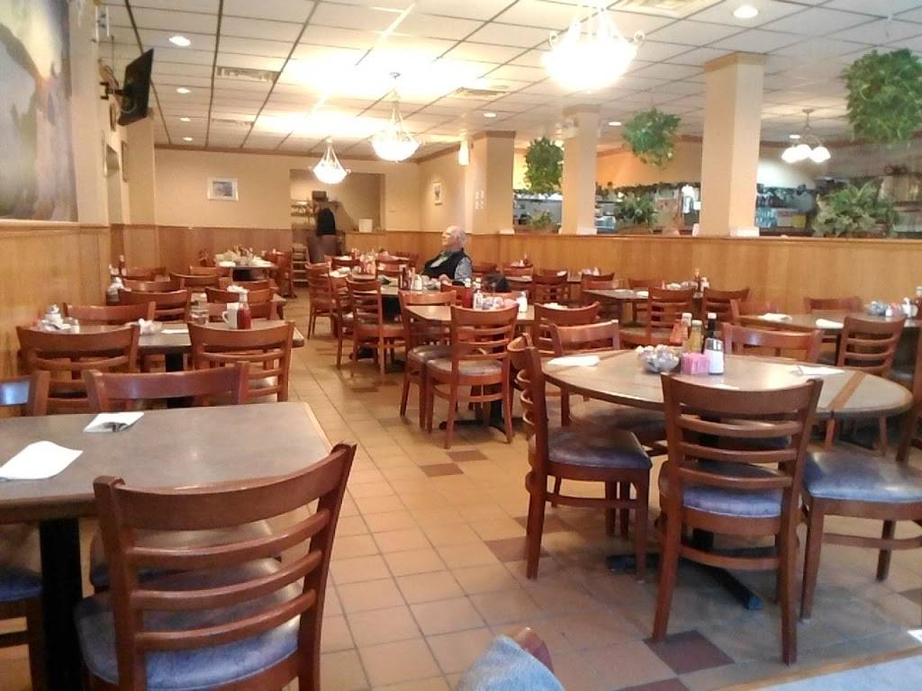 Golden Olympic Restaurant | restaurant | 1608 Chicago Ave, Evanston, IL 60201, USA | 8473281617 OR +1 847-328-1617