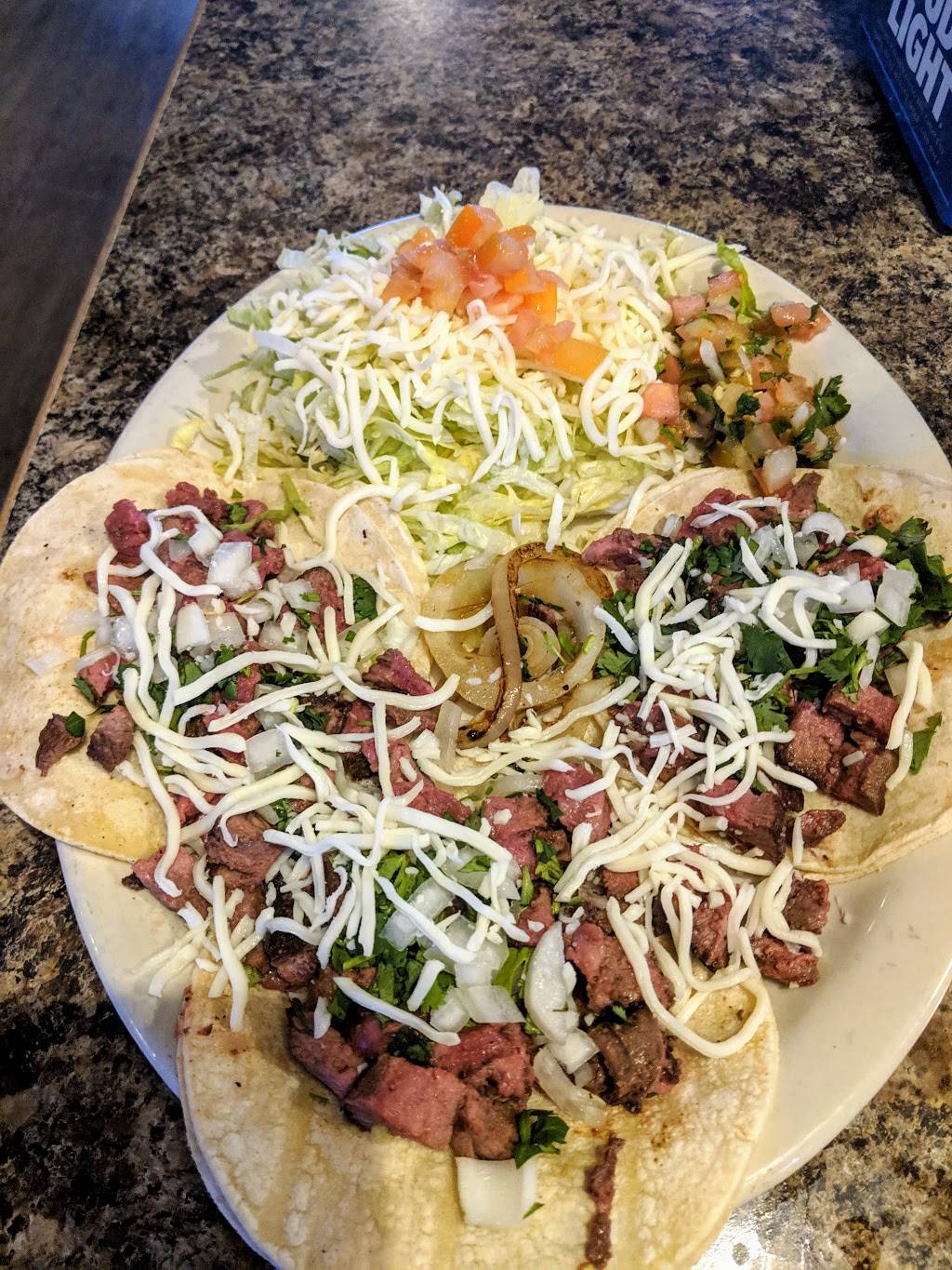 Club 2000 | restaurant | 422 Indianola Rd, Des Moines, IA 50315, USA | 5152459769 OR +1 515-245-9769