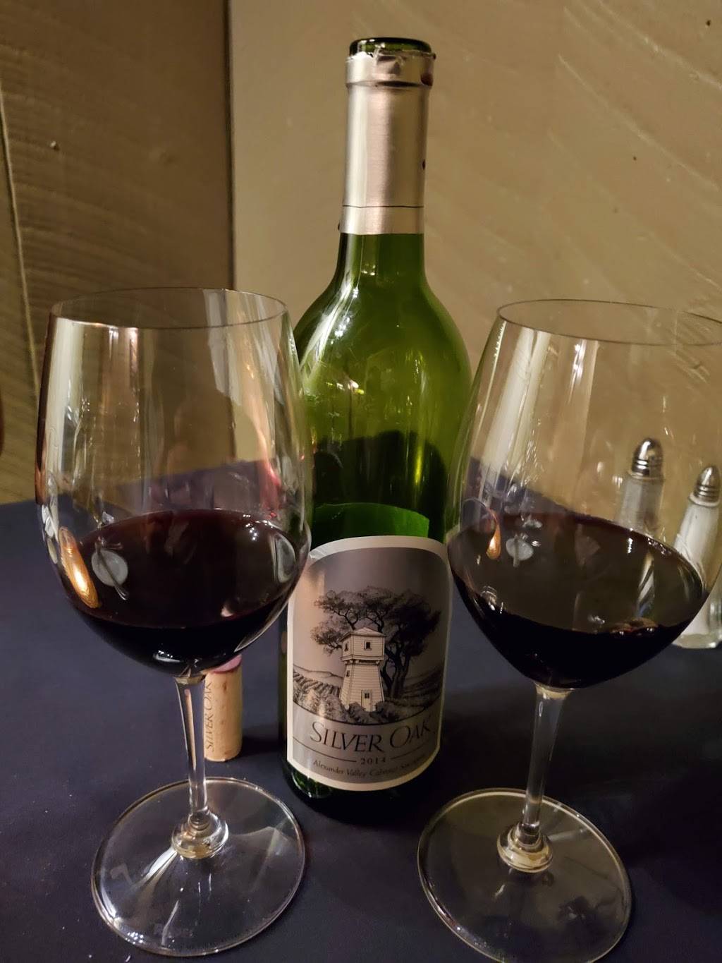 Antiquity Restaurant | restaurant | 112 Romero St NW, Albuquerque, NM 87104, USA | 5052473545 OR +1 505-247-3545