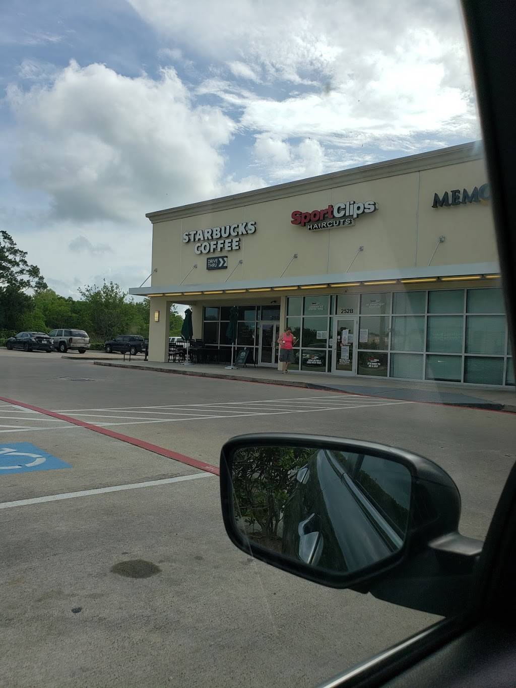 Starbucks | cafe | 252A South, Hwy 35 Bypass, Alvin, TX 77511, USA | 2812992278 OR +1 281-299-2278