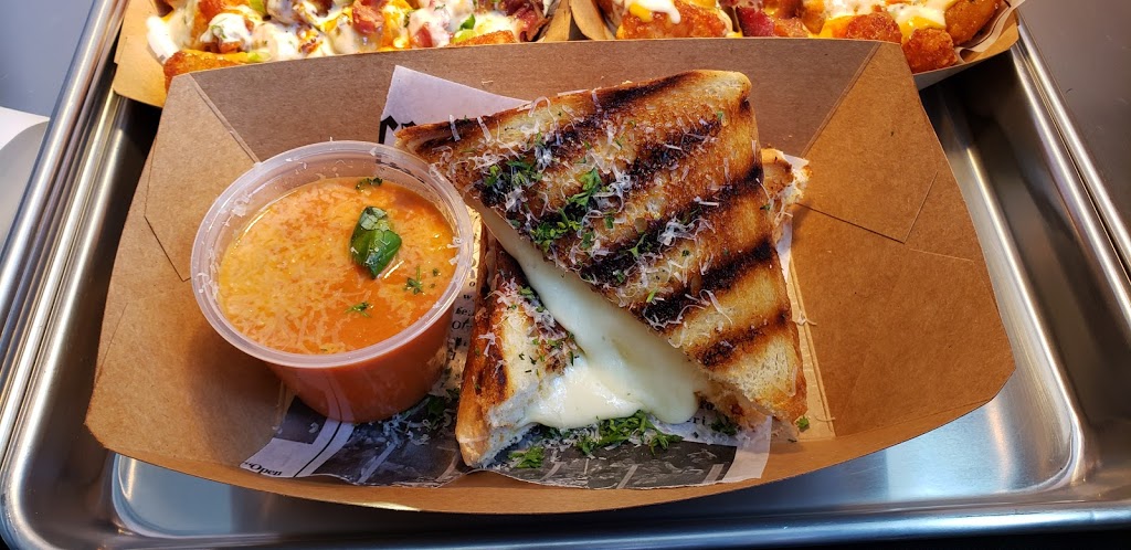 RockerDogz Gourmet Street Dogz | meal takeaway | 3014 Roosevelt Ave, San Antonio, TX 78214, USA | 2102777288 OR +1 210-277-7288