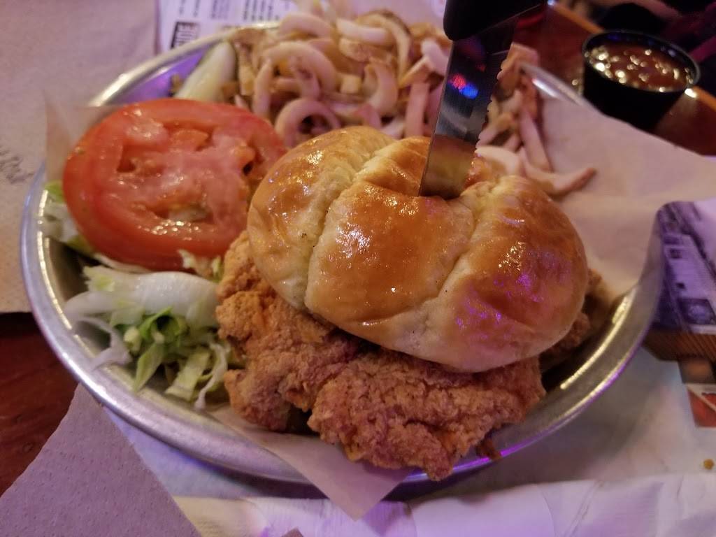 Hooters | restaurant | 4208 Rosedale Hwy, Bakersfield, CA 93308, USA | 6616349464 OR +1 661-634-9464