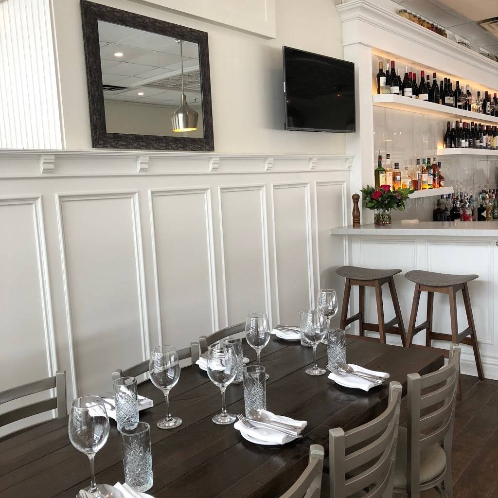 EDIE Bistro | restaurant | 297 Wellington St E #6, Aurora, ON L4G 6K9, Canada | 9058411922 OR +1 905-841-1922