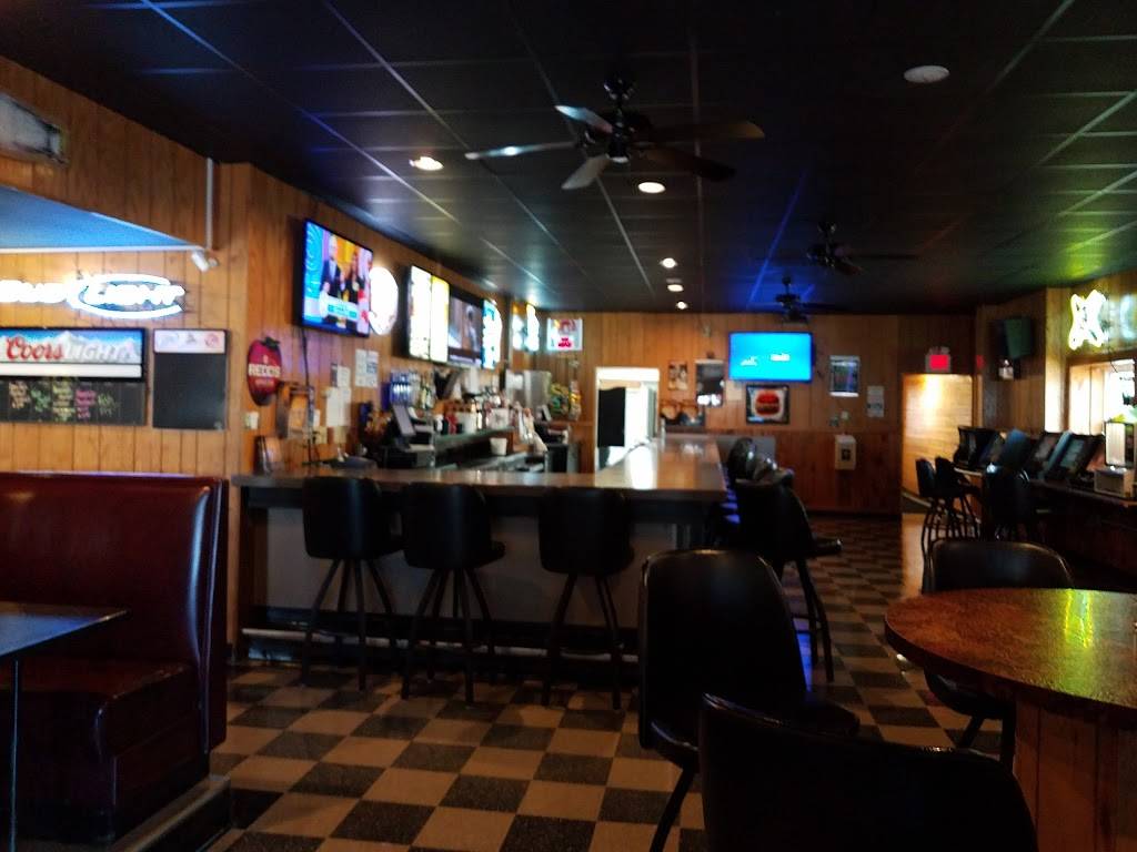 Nutz Deep II North | restaurant | 103 E Clark St, Spencer, WI 54479, USA | 7156594333 OR +1 715-659-4333