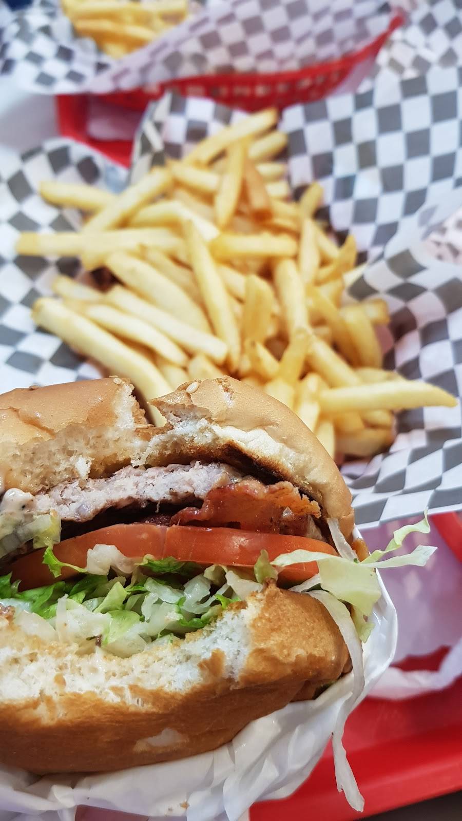 Astro Burger | restaurant | 7475 Santa Monica Blvd, Los Angeles, CA 90046, USA | 3238748041 OR +1 323-874-8041