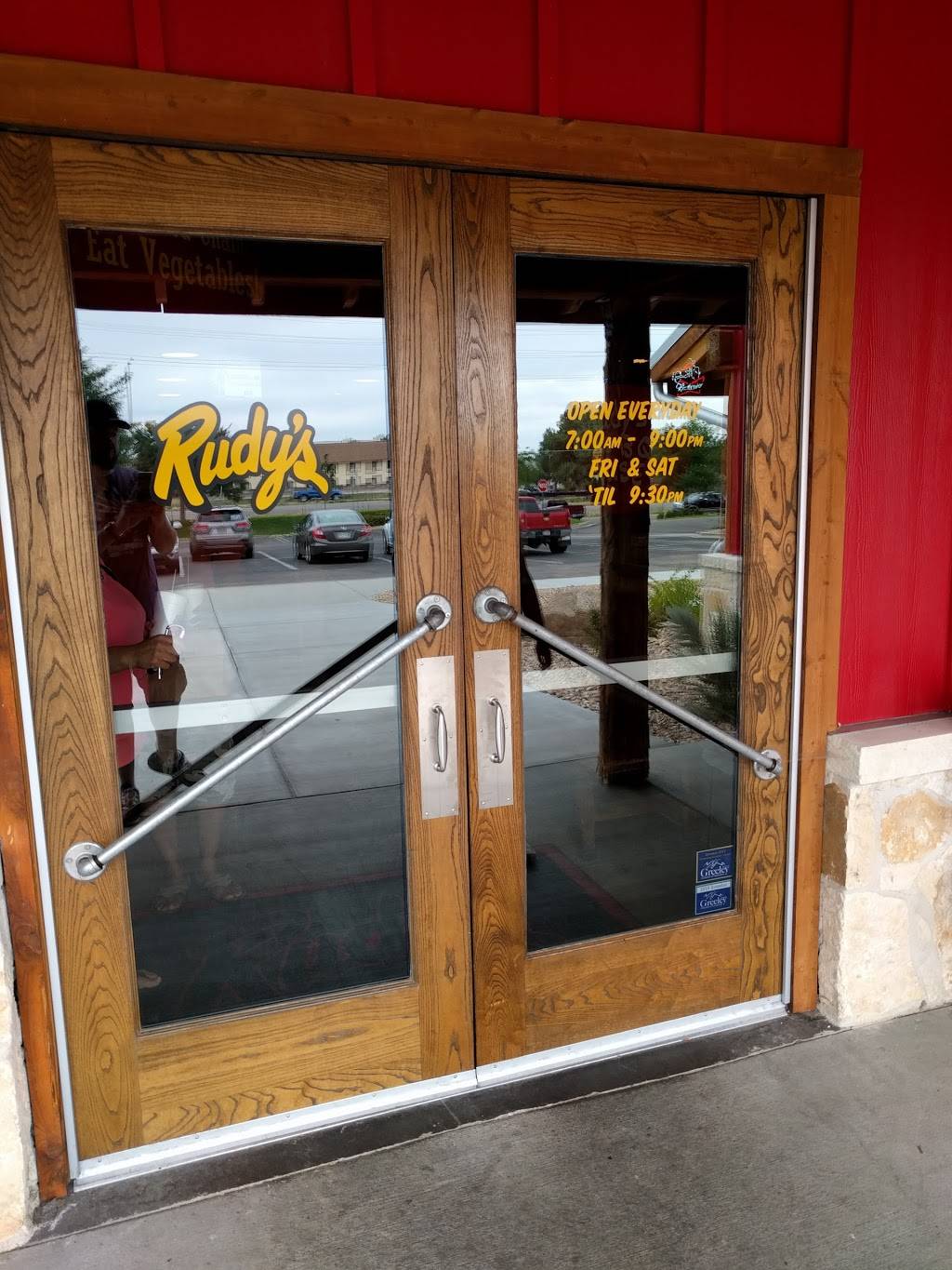 Rudys "Country Store" and Bar-B-Q | restaurant | 2473 W 28th St, Greeley, CO 80634, USA | 9705007000 OR +1 970-500-7000