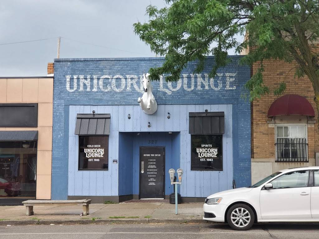 Arctic Corner | restaurant | 314 E Grand River Ave, Lansing, MI 48906, USA | 5172852578 OR +1 517-285-2578