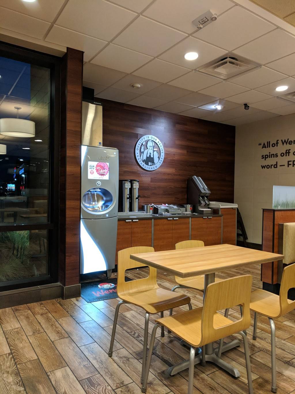 Wendys | restaurant | 15236 Max Leggett Pkwy, Jacksonville, FL 32218, USA | 9045184431 OR +1 904-518-4431