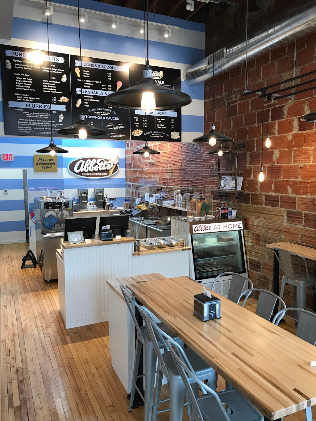 Abbotts Frozen Custard - Arlington Center | restaurant | 311 Broadway, Arlington, MA 02474, USA | 7814308571 OR +1 781-430-8571