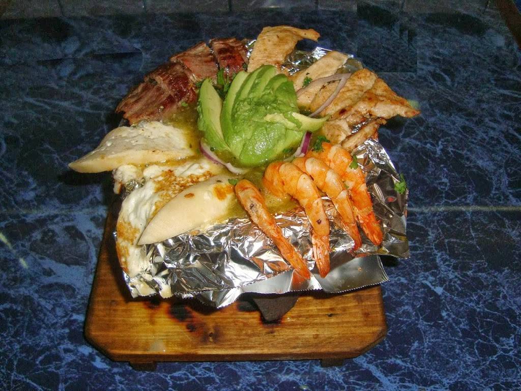 Mariscos Negro Durazo Otay | restaurant | Carr. Aeropuerto 418, Garita de Otay, 22430 Tijuana, B.C., Mexico | 016646475203 OR +52 664 647 5203