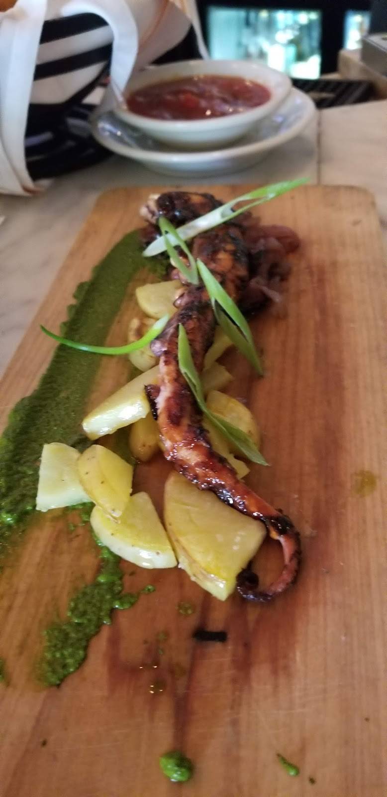 De Novo European Pub | restaurant | 275 Bellevue Ave, Montclair, NJ 07043, USA | 9738935008 OR +1 973-893-5008