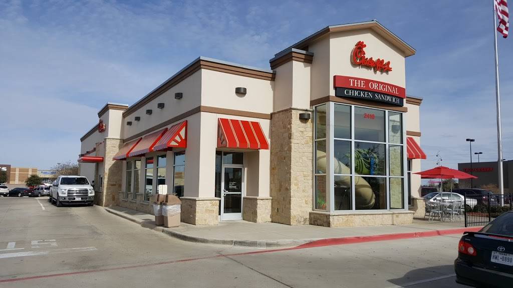 Chick-fil-A | restaurant | 2410 W University Dr, Denton, TX 76201, USA | 9403877881 OR +1 940-387-7881