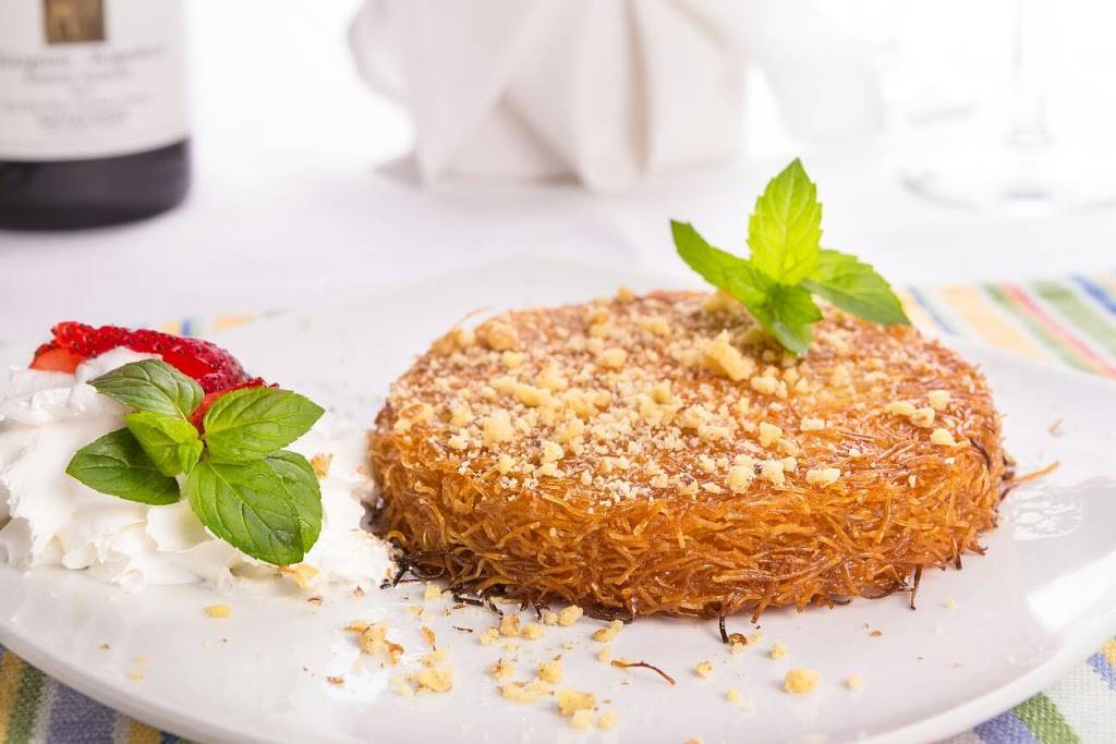 Tazza Cafe mediterranean grill | restaurant | 5001 E Fowler Ave, Tampa, FL 33617, USA | 8139806666 OR +1 813-980-6666