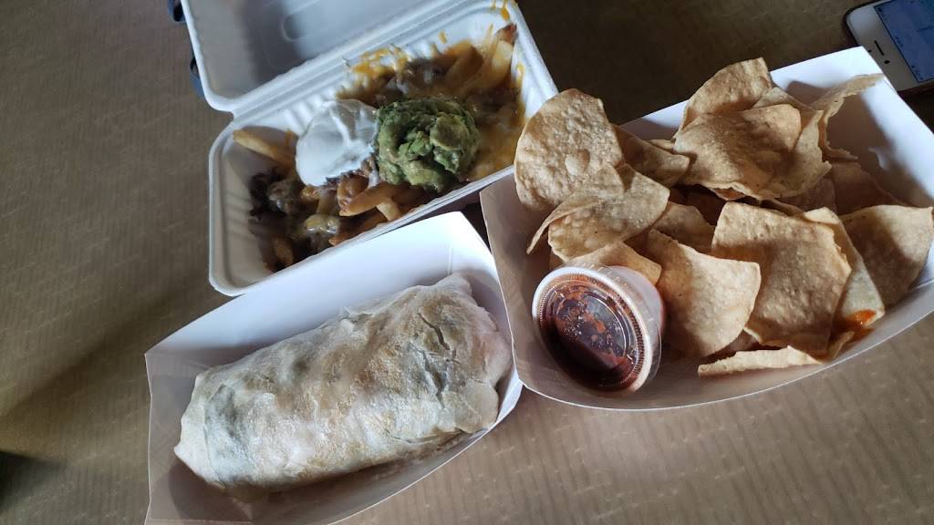 Wahoos Fish Tacos | restaurant | 113 Pereira Dr, Irvine, CA 92697, USA | 9498240655 OR +1 949-824-0655