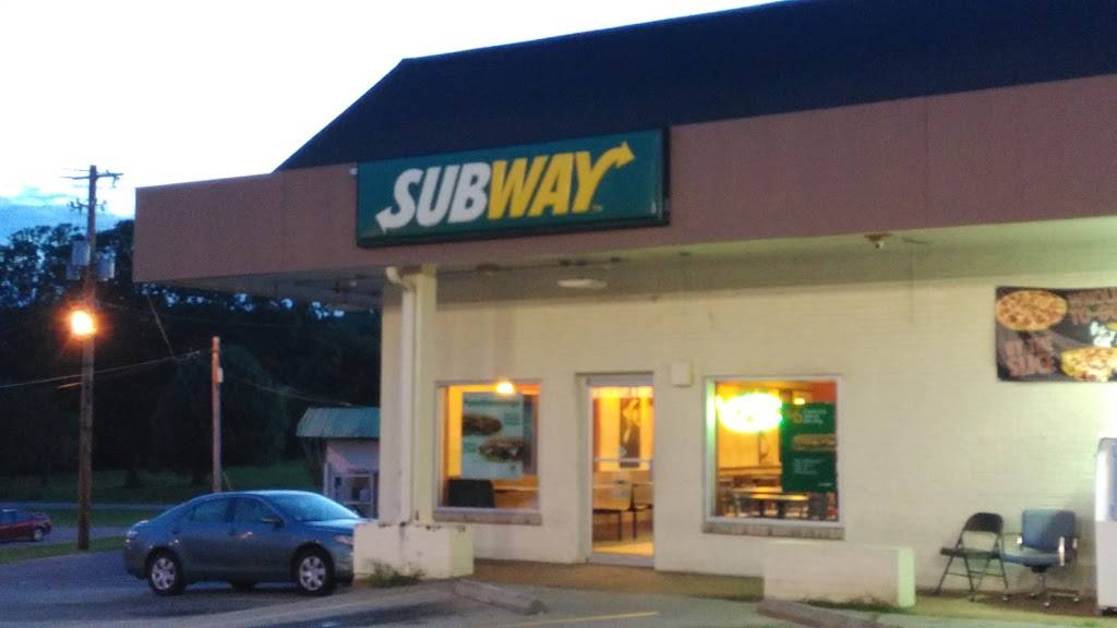 Subway | restaurant | 3381 Hwy 48 N, Charlotte, TN 37036, USA | 6157896060 OR +1 615-789-6060