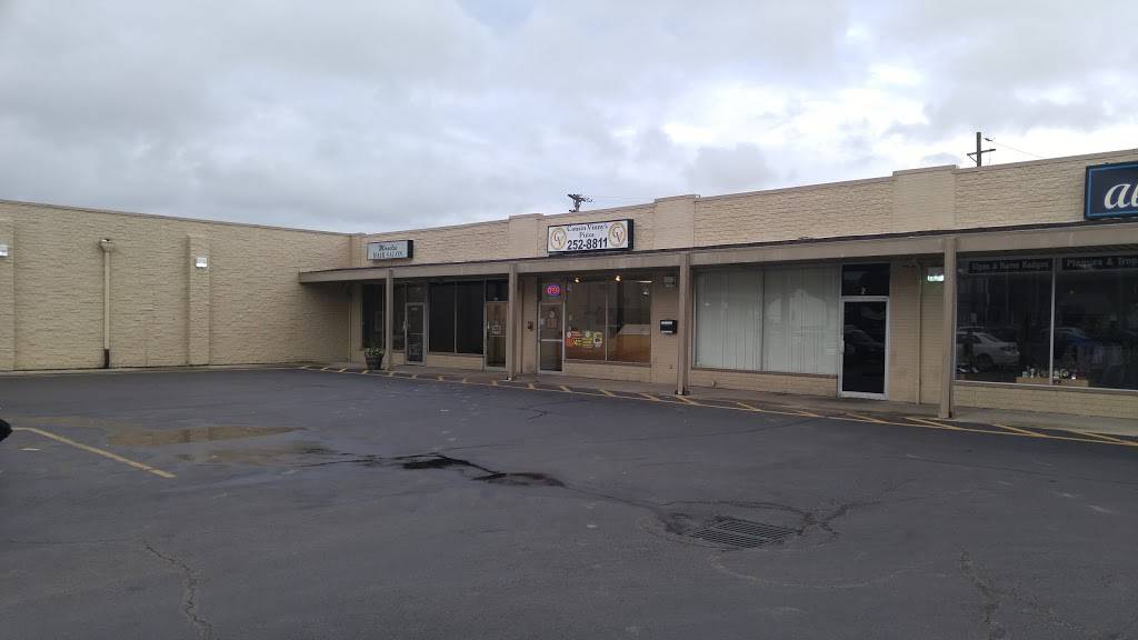 Cousin Vinnys Pizza | meal delivery | 2262 Patterson Rd, Kettering, OH 45420, USA | 9372528811 OR +1 937-252-8811