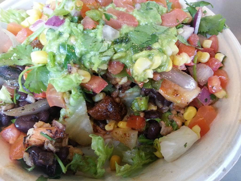 QDOBA Mexican Eats | restaurant | 4726 Borgen Blvd Suite A, Gig Harbor, WA 98332, USA | 2538583070 OR +1 253-858-3070