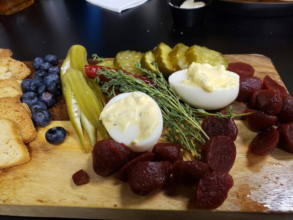 Haydens Stockyard Eatery | restaurant | 4561 Iron Works Pike, Lexington, KY 40511, USA | 8597213527 OR +1 859-721-3527