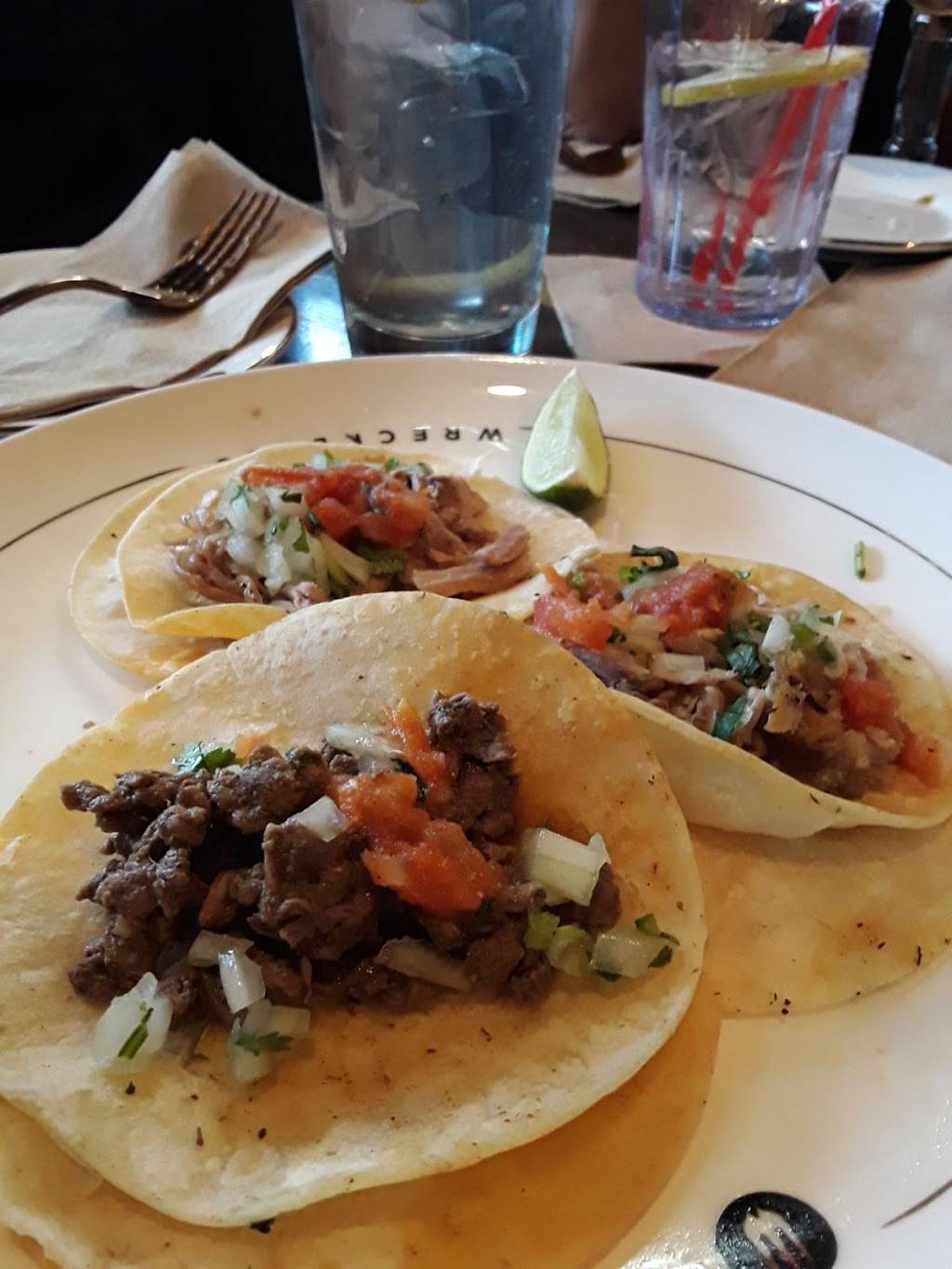 Garcias South of the Border Cantina & Grill | restaurant | 136 W Commonwealth Ave, Fullerton, CA 92832, USA | 7145193906 OR +1 714-519-3906