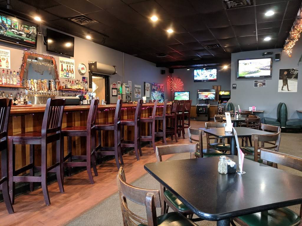 Dogwood Restaurant | restaurant | 10 Centre Ct, Palmyra, VA 22963, USA | 4345891155 OR +1 434-589-1155