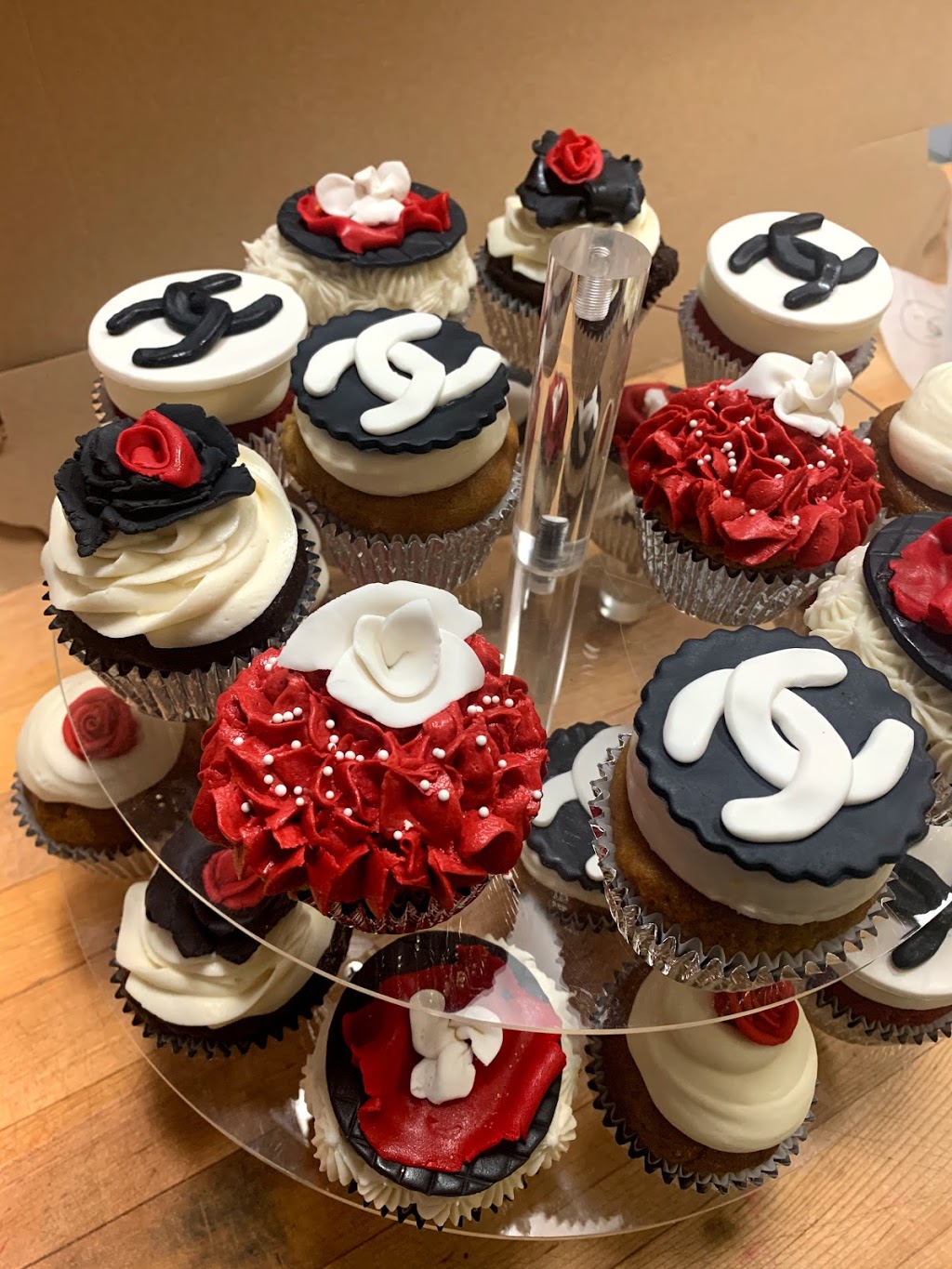 Sweet Crimes Gluten-Free Bakery (Pre-order only) | restaurant | Ice Cream Jubilee, 1407 T St NW, Washington, DC 20009, USA | 2026181515 OR +1 202-618-1515