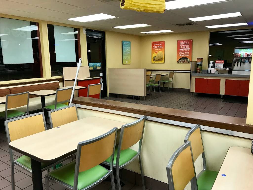 Del Taco | meal takeaway | 1010 E Washington St, Colton, CA 92324, USA | 9093700477 OR +1 909-370-0477