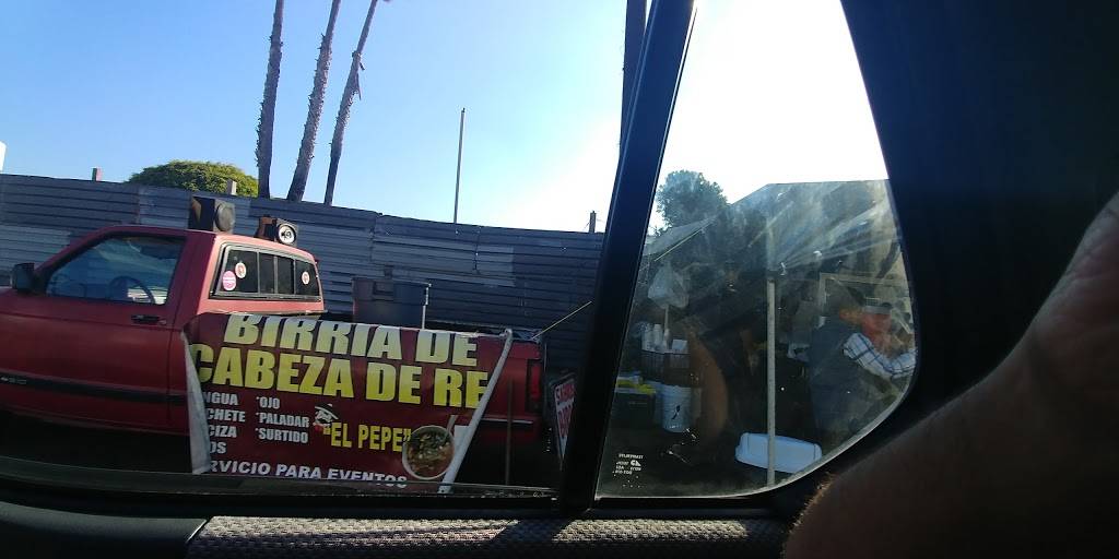 cabeza de res en birria "el pepe" | restaurant | Paseo Playas de Tijuana, Playas, Costa de Oro, 22506 Tijuana, B.C., Mexico | 016644414963 OR +52 664 441 4963