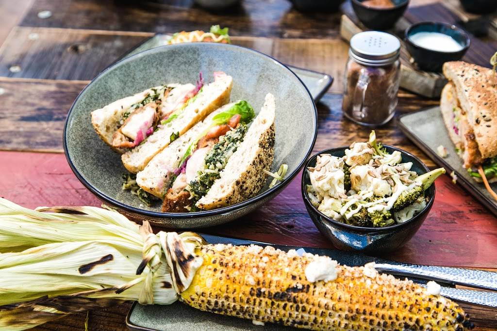 Joe Bird | restaurant | 207 Queens Quay W #150, Toronto, ON M5J 1A7, Canada | 6479772767 OR +1 647-977-2767