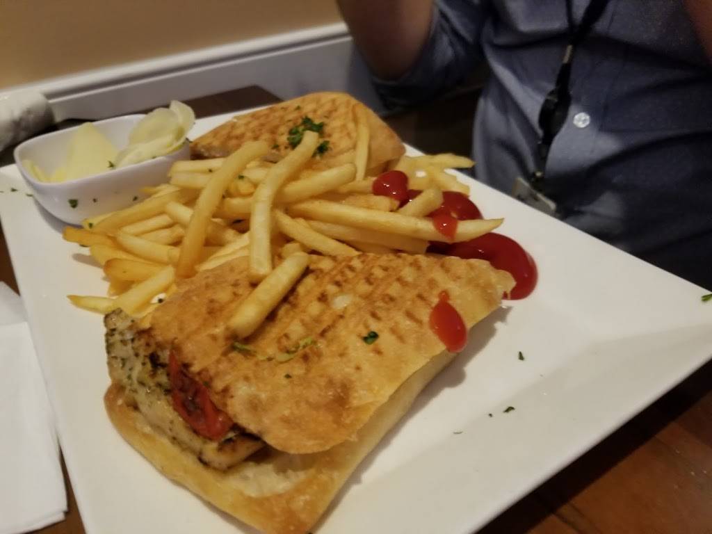 Katerinas Greek Cuisine | restaurant | 9212 Center St, Manassas, VA 20110, USA | 7033614976 OR +1 703-361-4976