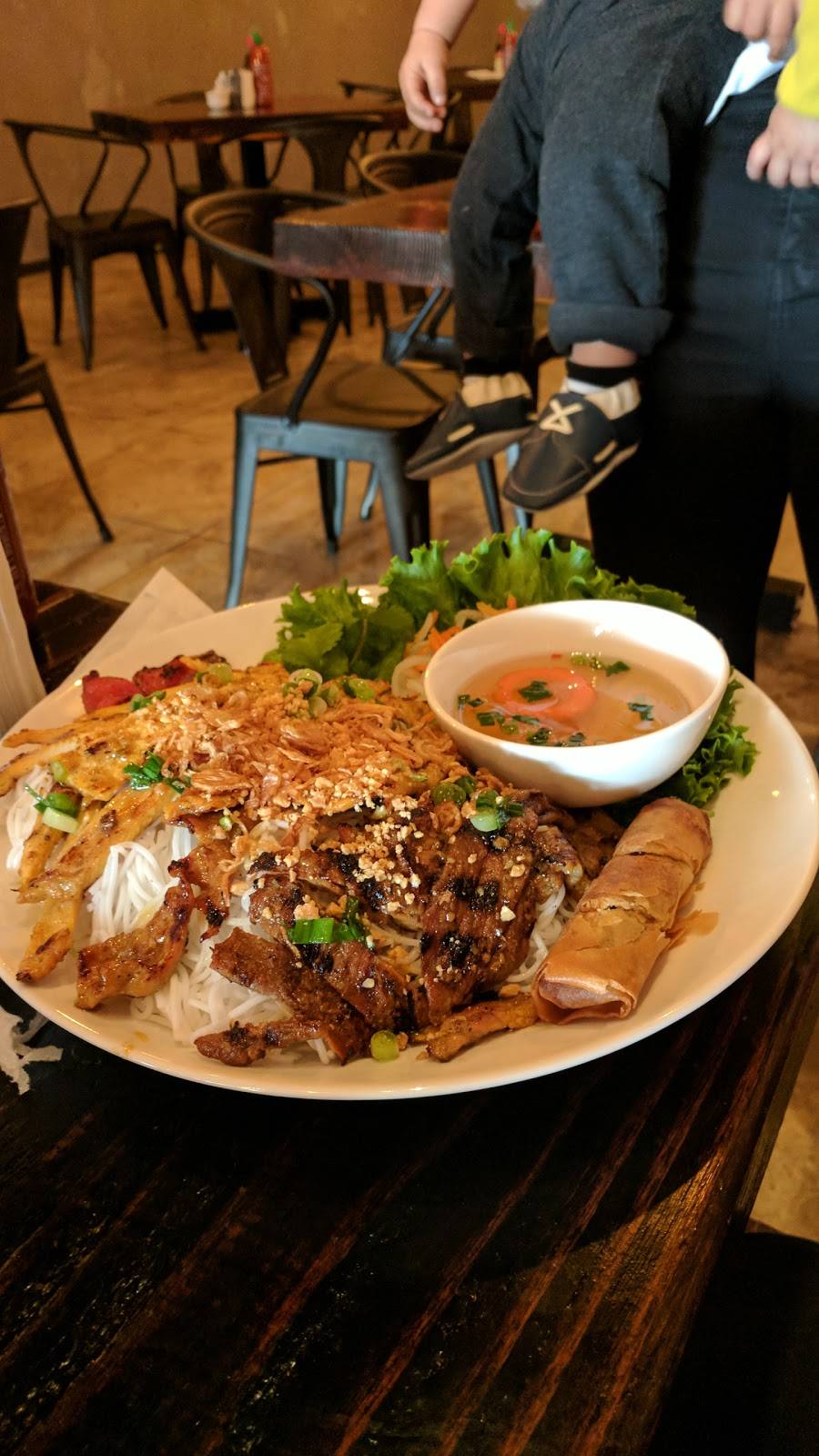 Faifo Pho & Grill | restaurant | 5055 W 72nd Ave unit d, Westminster, CO 80030, USA | 7205932436 OR +1 720-593-2436