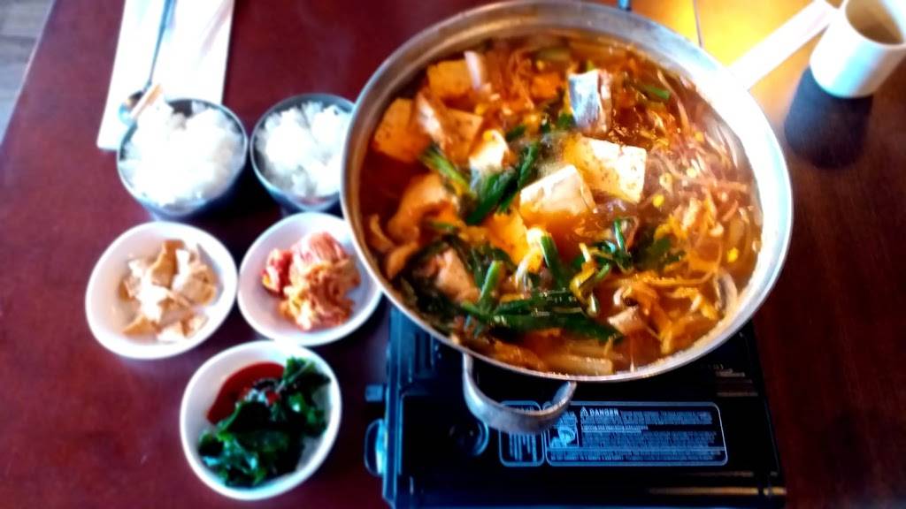 Korean Garden Restaurant | restaurant | 7197 Stanley Ave, Niagara Falls, ON L2G 3Z2, Canada | 4168412768 OR +1 416-841-2768