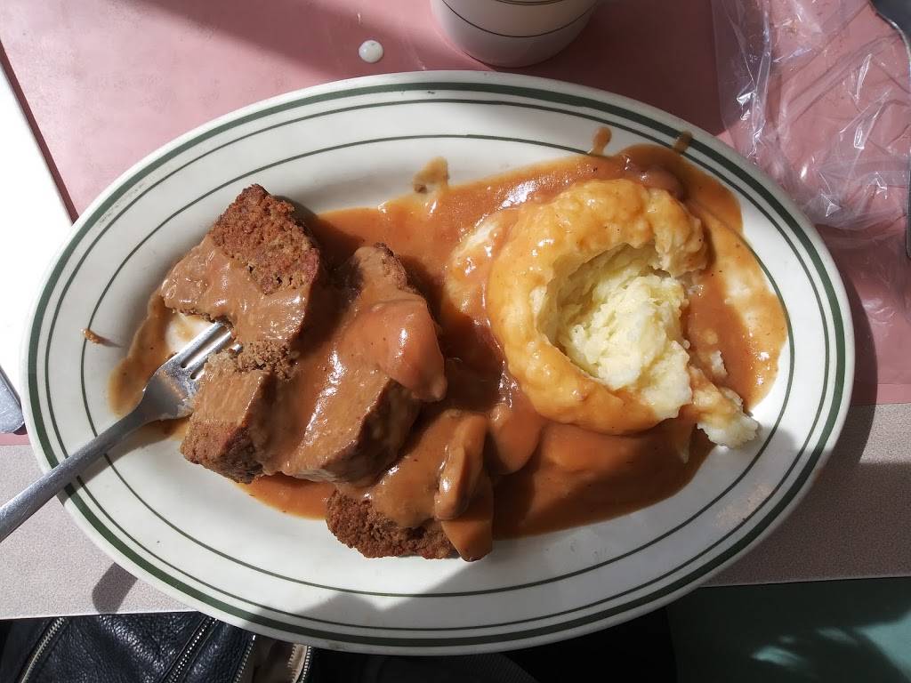 Golden Greek | restaurant | 180 N Groesbeck Hwy, Mt Clemens, MI 48043, USA | 5864638788 OR +1 586-463-8788