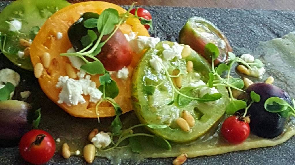 Harvest Restaurant | restaurant | 1 Way St, Whitby, ON L1M 1B3, Canada | 9056557687 OR +1 905-655-7687