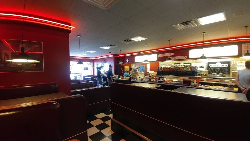 Downtown Deli | restaurant | 53 Fall St, Seneca Falls, NY 13148, USA | 3155689943 OR +1 315-568-9943